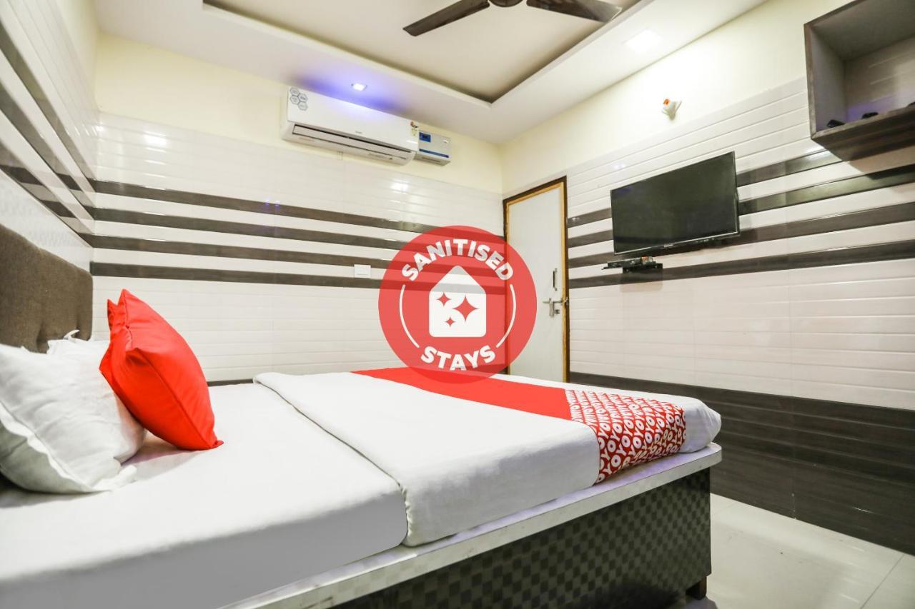 Oyo 71693 Starlight Hotel Gangānagar Exterior foto